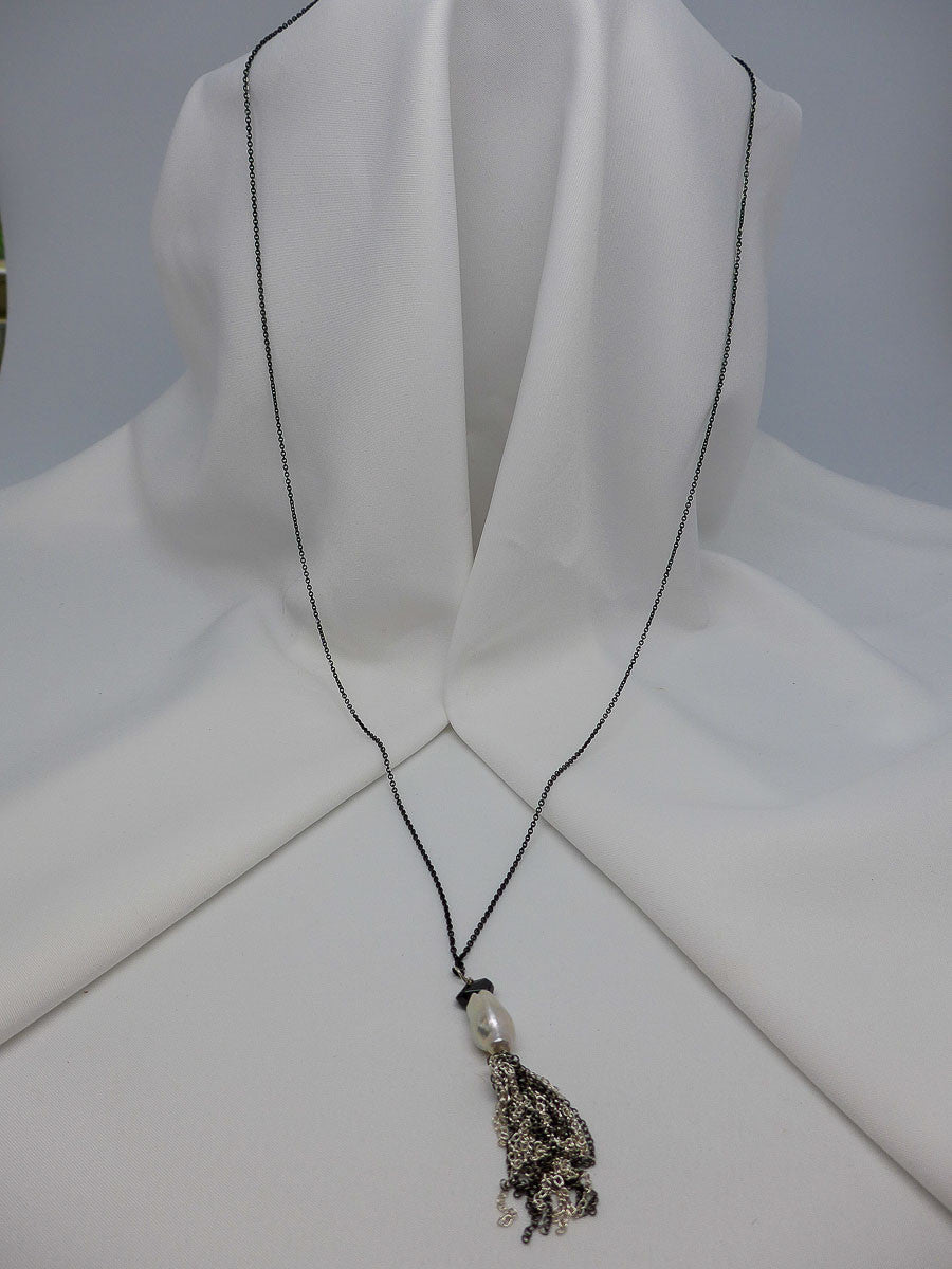 ONE STRAND BLACK RHODIUM SILVER CHAIN BAROQUE PEARL, SPINEL, TASSEL NECKLACE