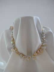 ONE STRAND NATURAL AKOYA PEARL NECKLACE
