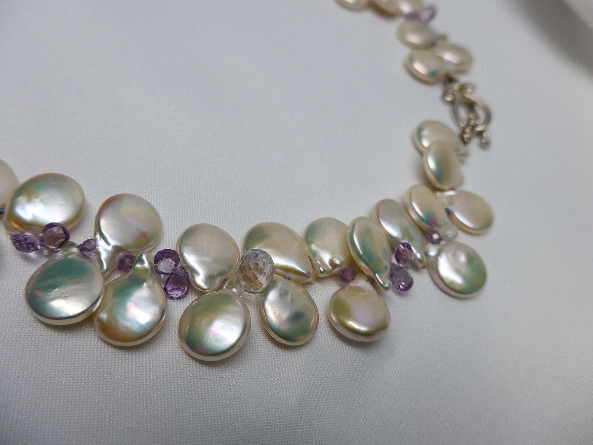 ONE STRAND WHITE COIN PEARL AND AMETHYST NECKLACE