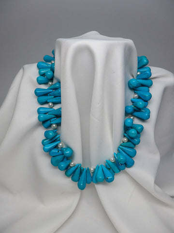 ONE STRAND STABILIZED TURQUOISE AND PEARL NECKLACE