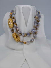 ONE STRAND CHALCEDONY AND HORN LONG NECKLACE