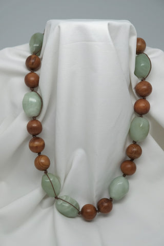 One Strand 20mm Wood & New Jade(Pale Green) Gemstone Necklace