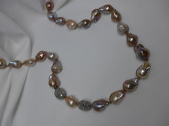 ONE STRAND NATURAL BAROQUE PEARL NECKLACE