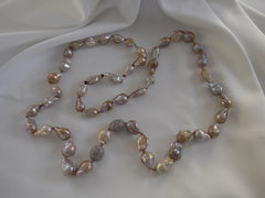 ONE STRAND NATURAL BAROQUE PEARL NECKLACE