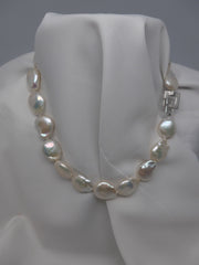 One Strand White Coin Cultured Pearl Necklace