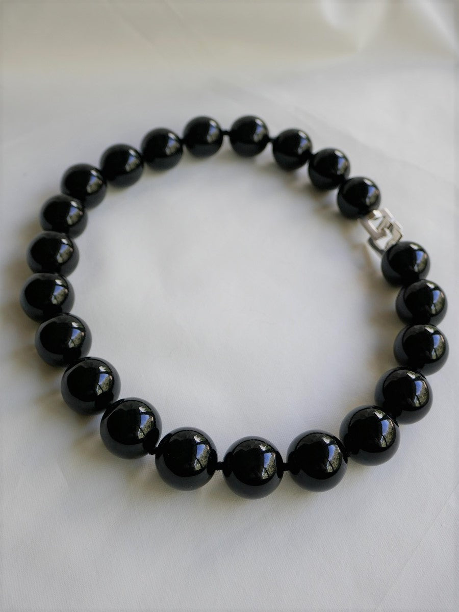 One Strand 20mm Onyx Gemstone Necklace