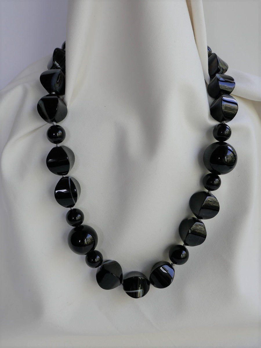 One Strand Black Banded Agate Onyx Gemstone Necklace