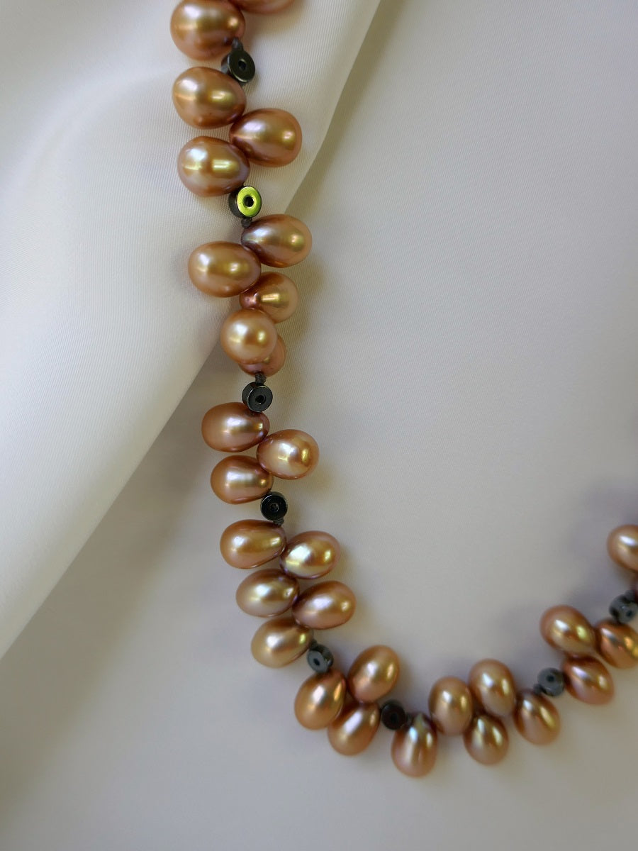 One Strand Champagne Drop Cultured Pearl Hematite Necklace